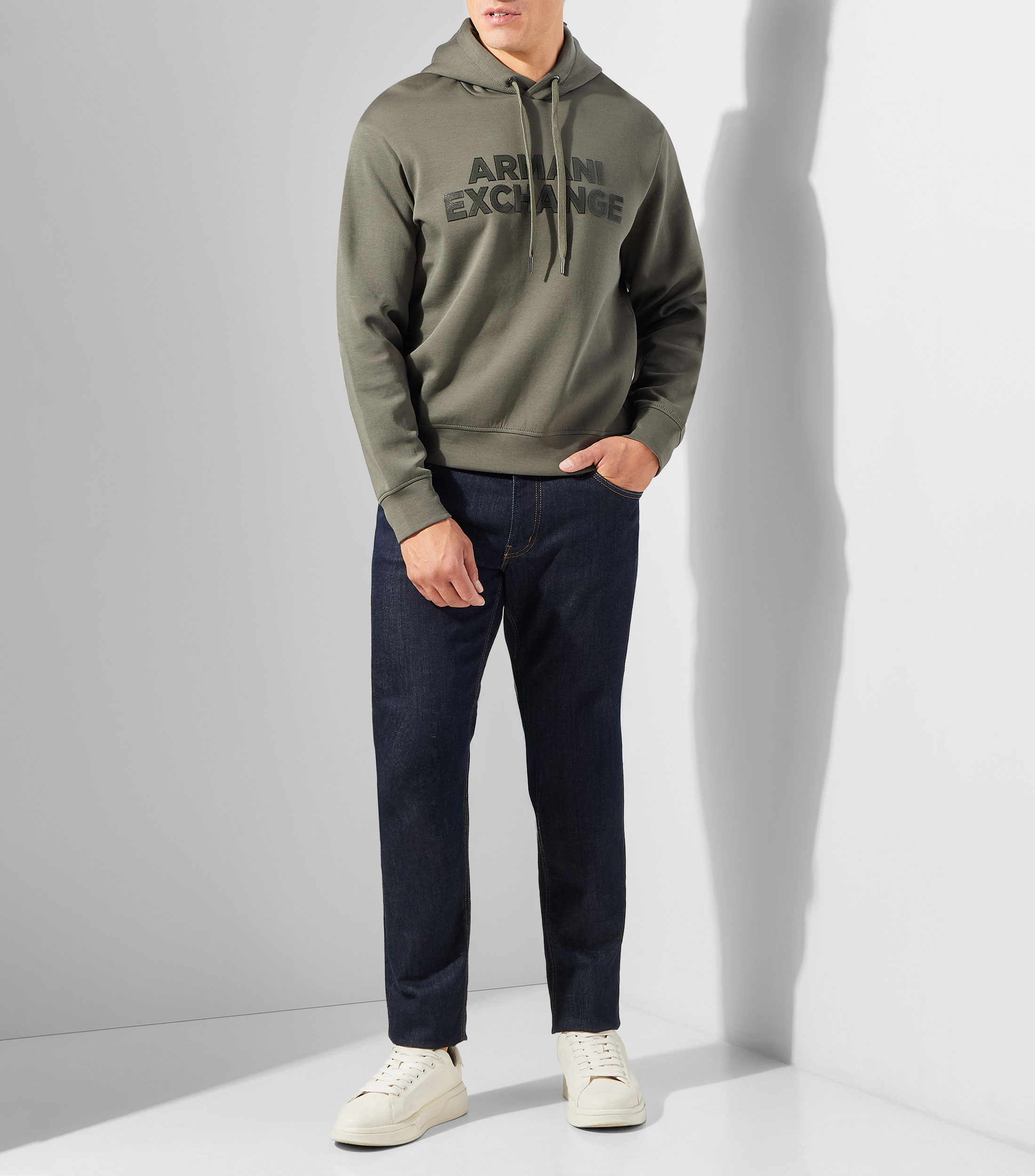 Sudadera canguro con capucha Hombre